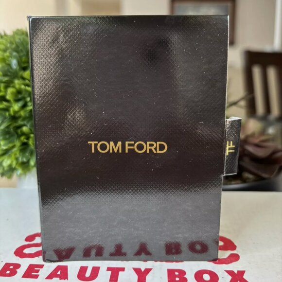 TOM FORD Traceless Soft Matte Primer .05oz/1.5ml Sample - Picture 1 of 2